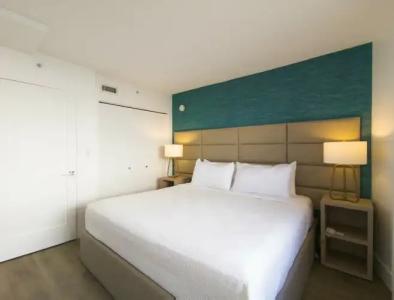 Bentley South Beach - 79