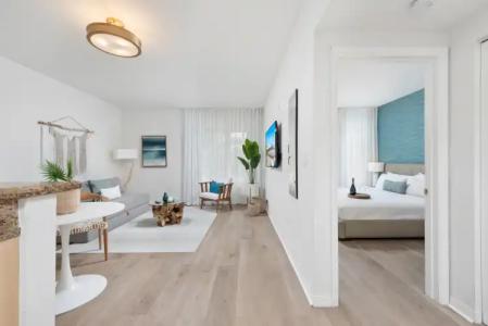 Bentley South Beach - 35