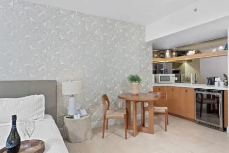 Bentley South Beach - 99