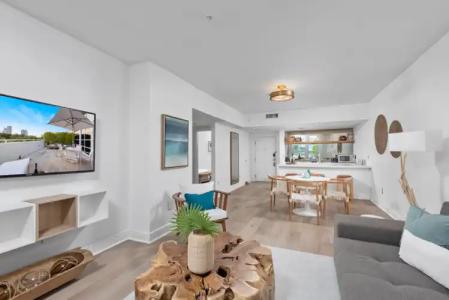 Bentley South Beach - 69