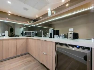 Bentley South Beach - 82