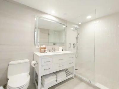 Bentley South Beach - 43