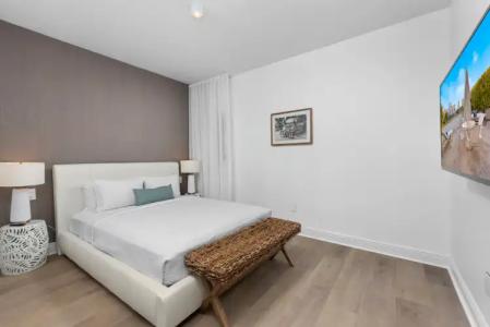 Bentley South Beach - 67