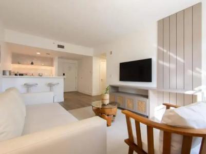 Bentley South Beach - 16