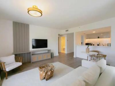 Bentley South Beach - 3