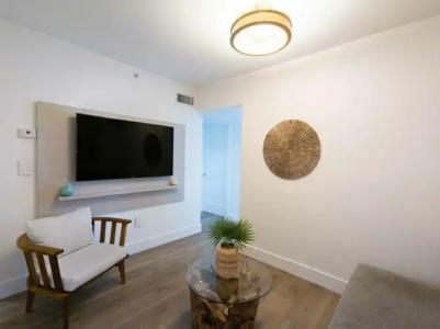 Bentley South Beach - 81