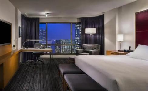 Hyatt Regency Vancouver - 43