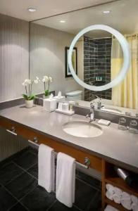 Hyatt Regency Vancouver - 9