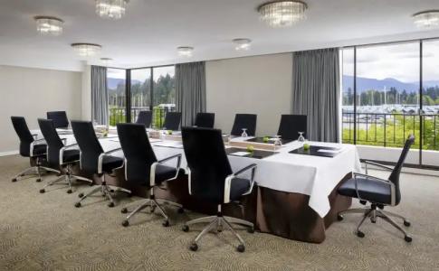 The Westin Bayshore, - 16