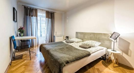 Flamingo Premium Hostel - 18