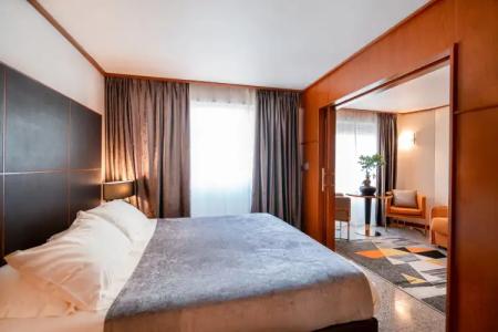 Goldstar Apartments & Suites - 66