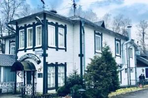 Beloe I Chernoe Mini-Hotel, Sestroretsk
