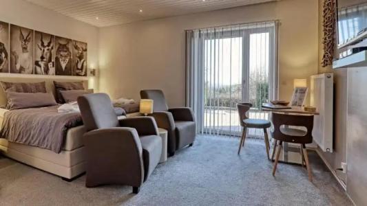 Suit & Frühstück zum Latschen - 48