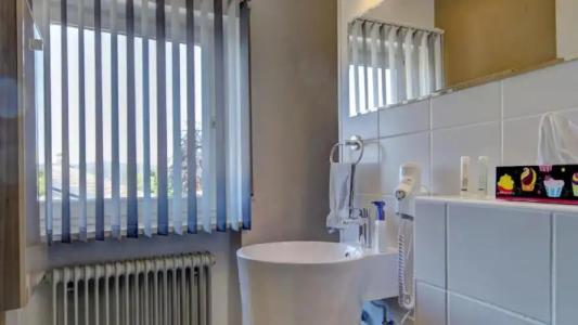 Suit & Frühstück zum Latschen - 73