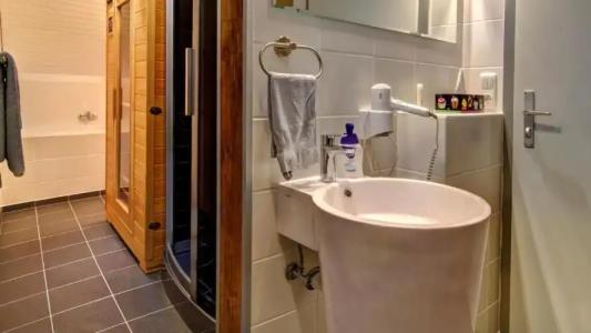 Suit & Frühstück zum Latschen - 80