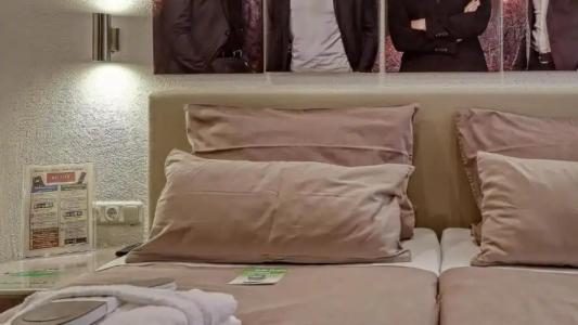 Suit & Frühstück zum Latschen - 43