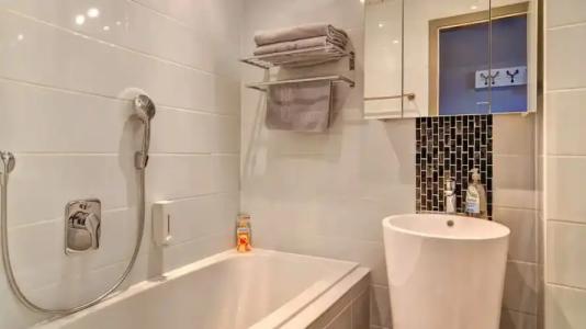 Suit & Frühstück zum Latschen - 59