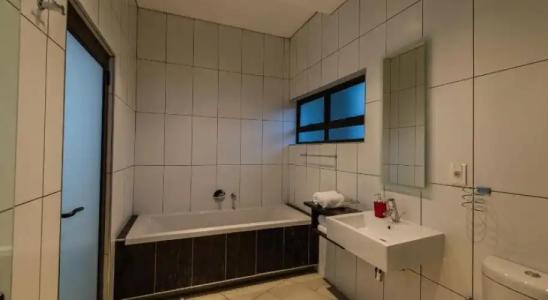 Montebello Guesthouse - 8