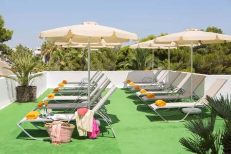 Gavimar La Mirada and Apartments - 18