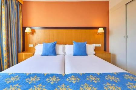 Gavimar La Mirada and Apartments - 52