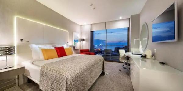 The Sense Deluxe - 67