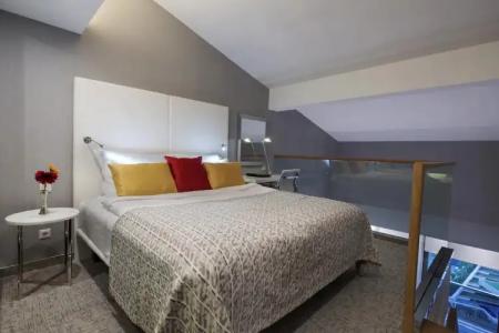 The Sense Deluxe - 78