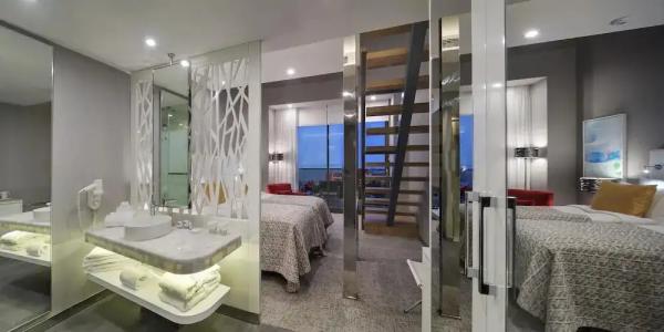 The Sense Deluxe - 82