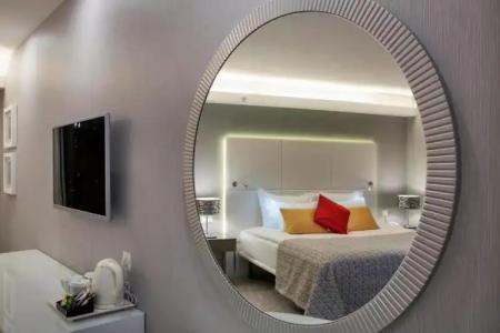 The Sense Deluxe - 64