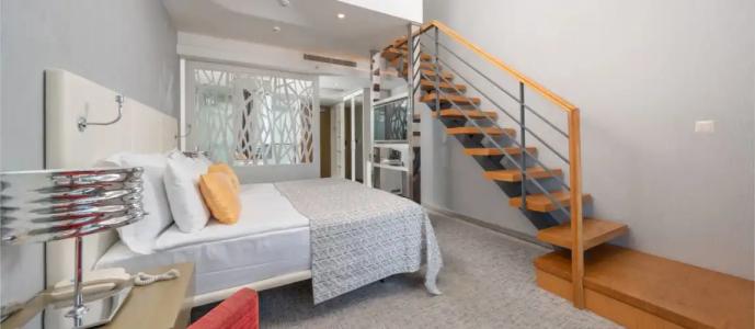 The Sense Deluxe - 72