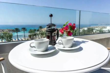 Anonymous Beach (Adults 16+) - 12