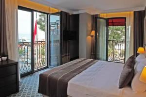 Tuzla Town Hotel, Tuzla