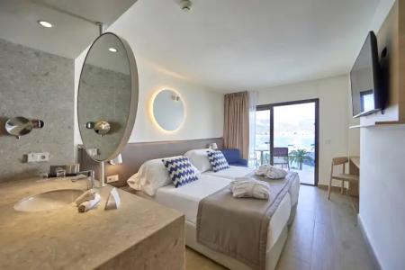 FERGUS Style Tobago - Adults Only - 4