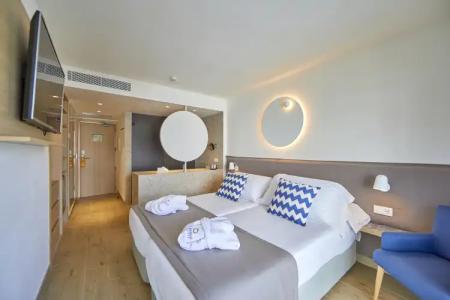 FERGUS Style Tobago - Adults Only - 6