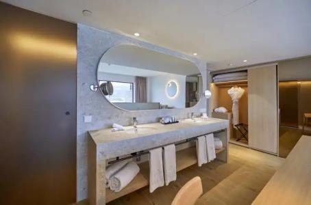 FERGUS Style Tobago - Adults Only - 70