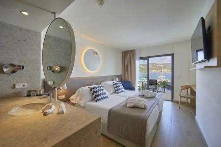 FERGUS Style Tobago - Adults Only - 61