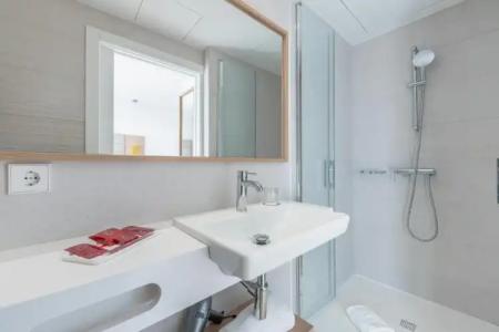 Leman y Apartamentos - 16