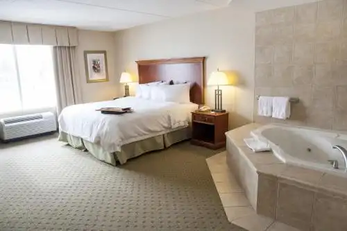 Holiday Inn Express & Suites KITCHENER SOUTHEAST by IHG - 1