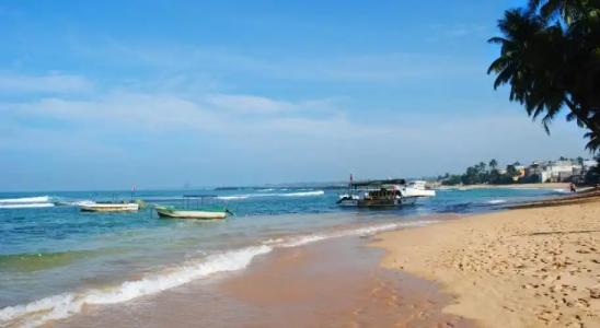 Cinnamon Holiday Inn - 8