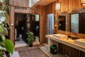 Boutique Hotel & Restaurant, Jaidee Bamboo Huts, Chiang Mai City