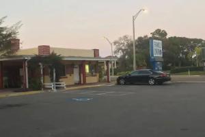 Family Inn, Sarasota