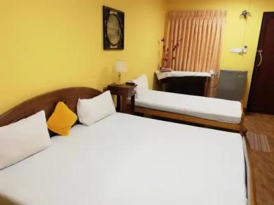 Sunshine & Hall - 44