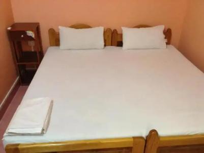 Sunshine & Hall - 30