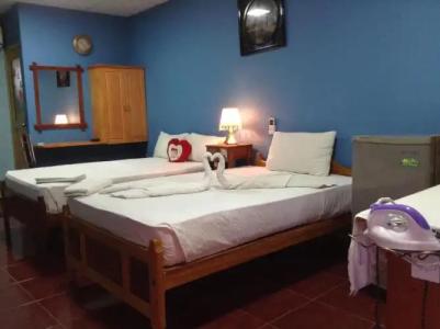 Sunshine & Hall - 48