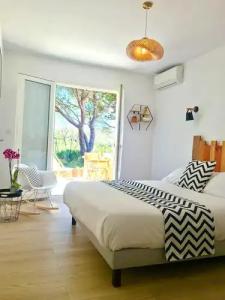 Les Volets Rouges - Hôtel Cassis - Situé Dans le Parc National des Calanques - 78