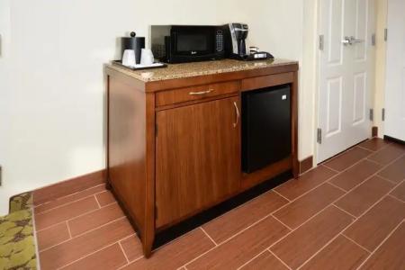 Hilton Garden Inn Greensboro Airport - 32