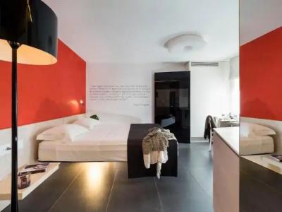 Duomo Suites & Spa - 43