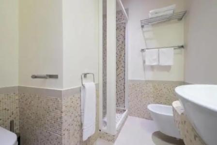 Lory House - 5