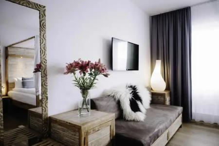 Eyja Guldsmeden - 14