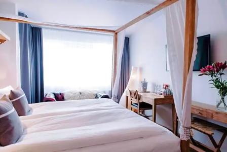 Eyja Guldsmeden - 45