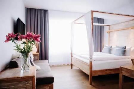 Eyja Guldsmeden - 58